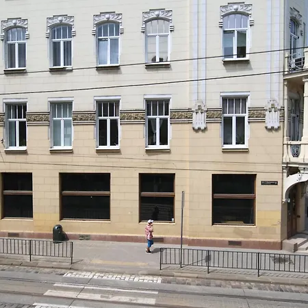 Deluxe D 25 Львів